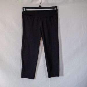 Capri athletic leggings